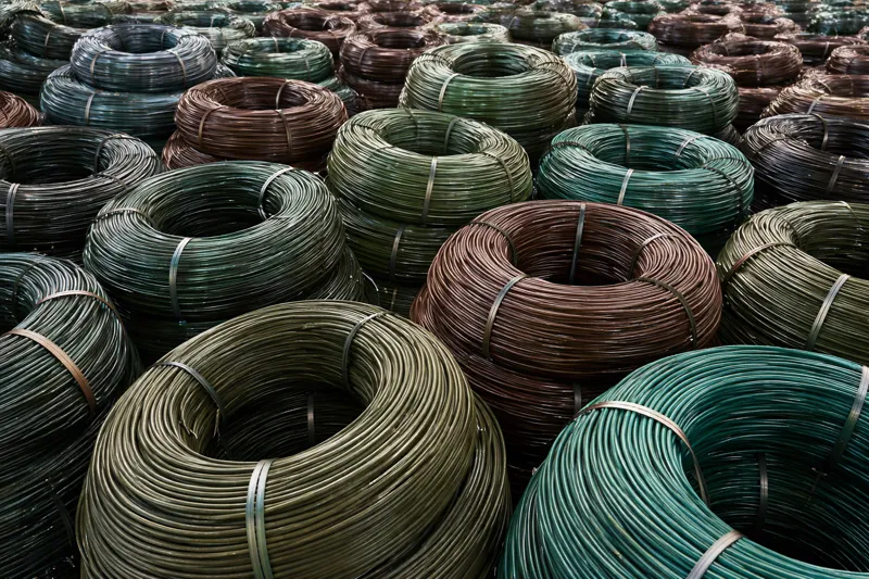 Cobre Cable Oscuro Bobinas